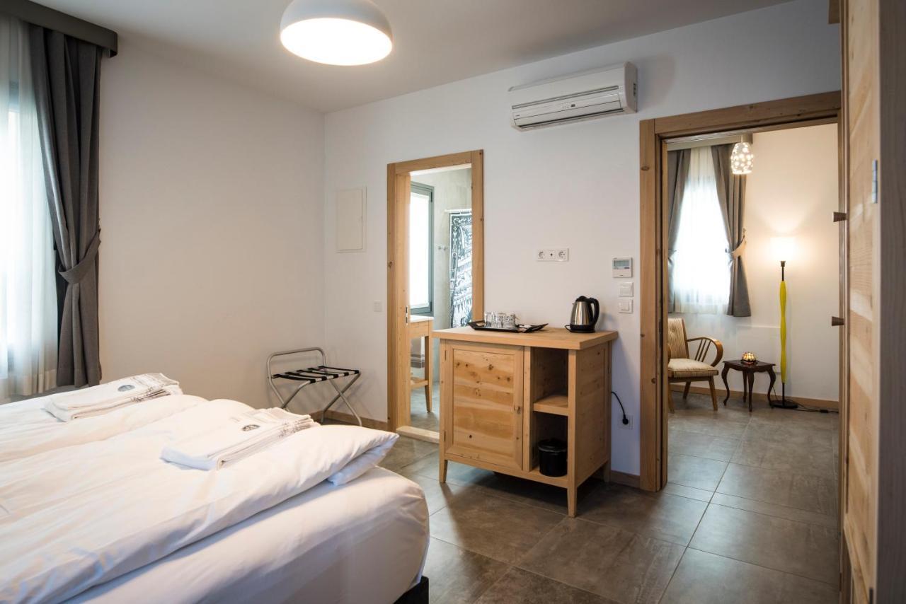 Otel Fiori- Urla Smirne Esterno foto